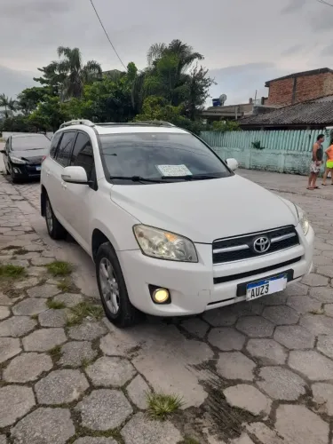 Toyota RAV4 2.0 4X4 16V Aut. 2011