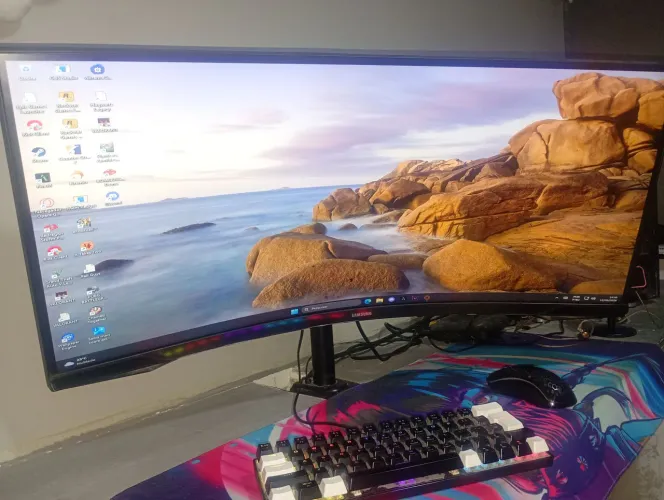 MONITOR GAMER 55 POLEGADAS