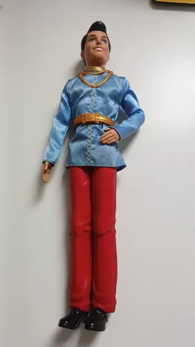 Boneco príncipe Encantado (da Cinderela) - 2013