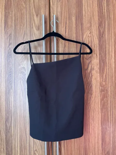 Blusa com etiqueta