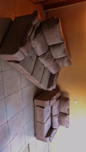 Sofá retrátil e reclinável
