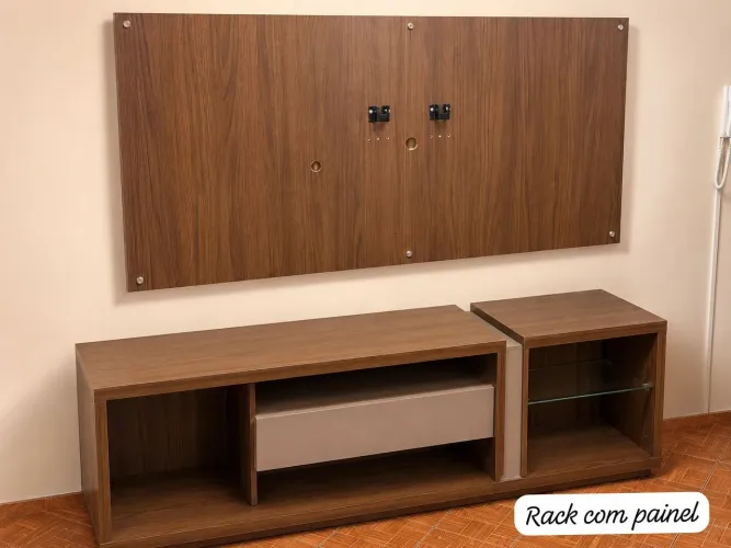 Rack e Painel de TV em MDF - Excelente Estado