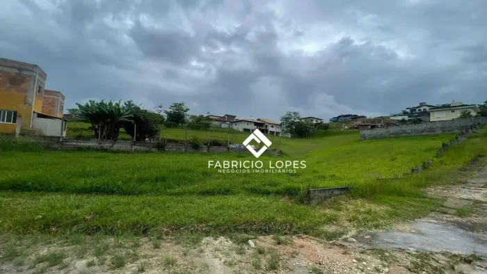 Terreno de 1.277 m² no Condomínio Vale dos Lagos em Jacareí, SP