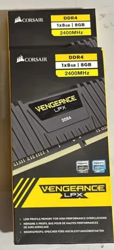 Memória Corsair DDR4 16Gb 2400MHz Vengeance LPX (Kit 2x8Gb) NOVA