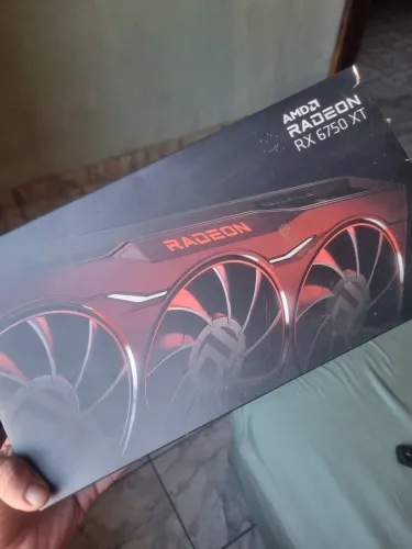 AMD Radeon RX 6750 XT 12 GB