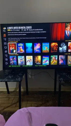Vendo TV 43 SMART em excelente estado(na caixa)