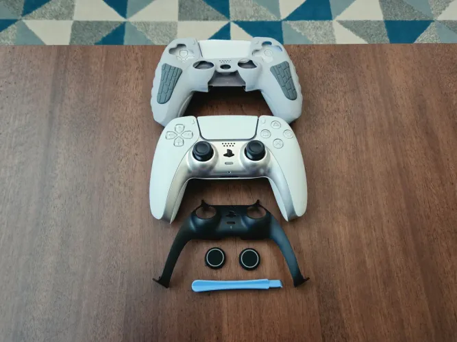 Controle PS5 DualSense + Case Silicone + Acabamento Personalizado