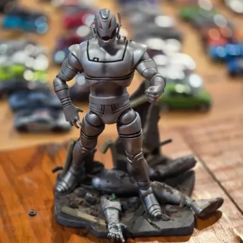 Boneco - Diorama - Ultron - Diamond Select Toys - Marvel Select