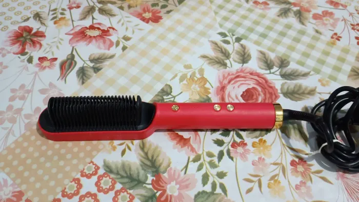 Vendo Escova Alisadora,Vidrada,modela, Alinha Anti-Frizz.