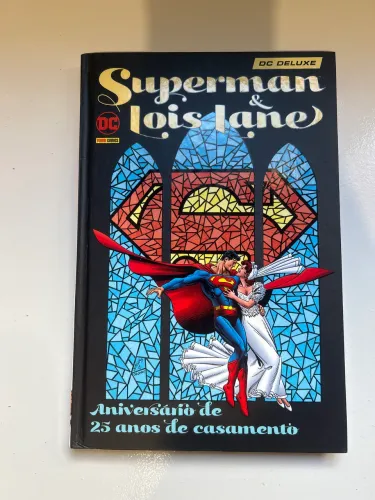 Superman & Louis Lane - Aniversário de 25 anos de casamento DC