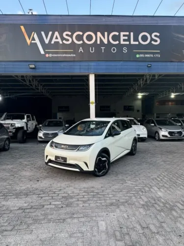 BYD Dolphin EV (Elétrico) 2026