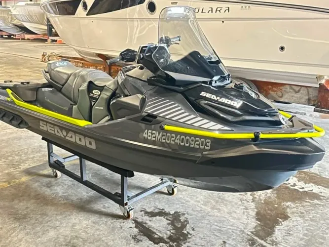 Sea-Doo Explorer 2024 - Apenas 35 horas - Impecável!