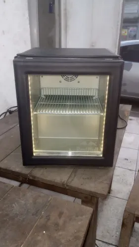 MINI FRIGOBAR RED BULL 220V FRETE GRÁTIS