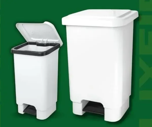 LIXEIRA COM PEDAL  