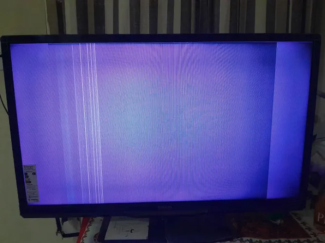 Smart TV Slim LED Philips 32' - com defeito <br>