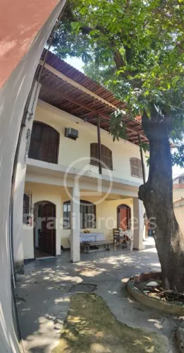 Casa de Condomínio à venda com 300,00m² e 3 quartos em Bento Ribeiro, RJ