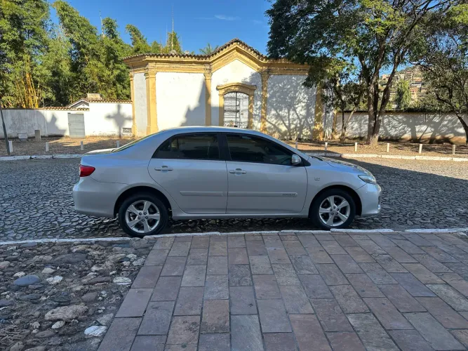 Toyota Corolla XEI 2.0 Flex 16V Aut. 2012
