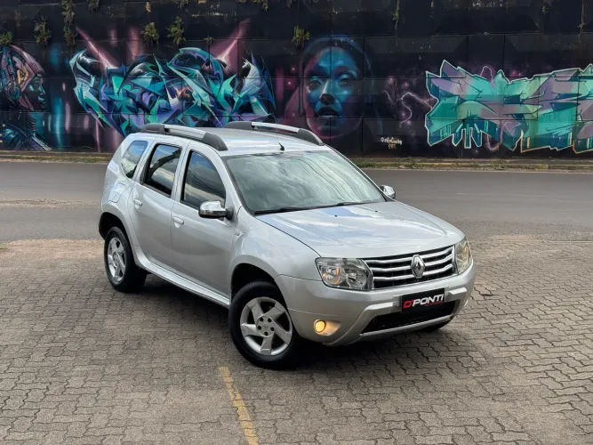 Renault Duster Dynamique 2.0 Hi-flex 16V Aut. 2013