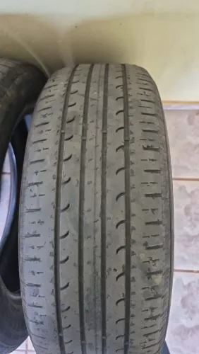 Pneus 215/60 R17 Goodyear