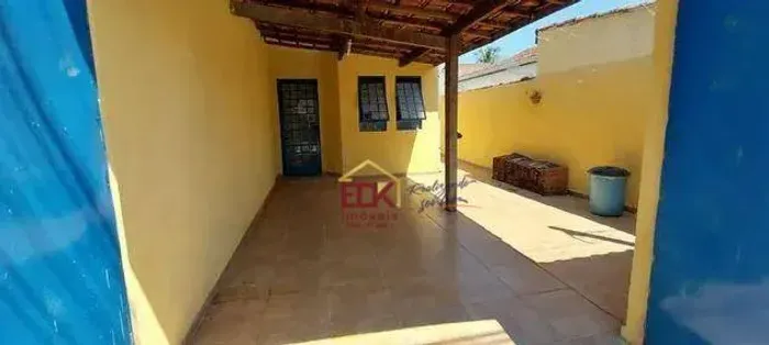 Casa com 2 dormitórios à venda, 69 m² por R$ 275.000,00 - Vila Nunes - Lorena/SP