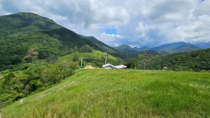 Imovel com linda vista em Santo Amaro da Imperatriz - SC