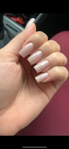 Manicure com experiência