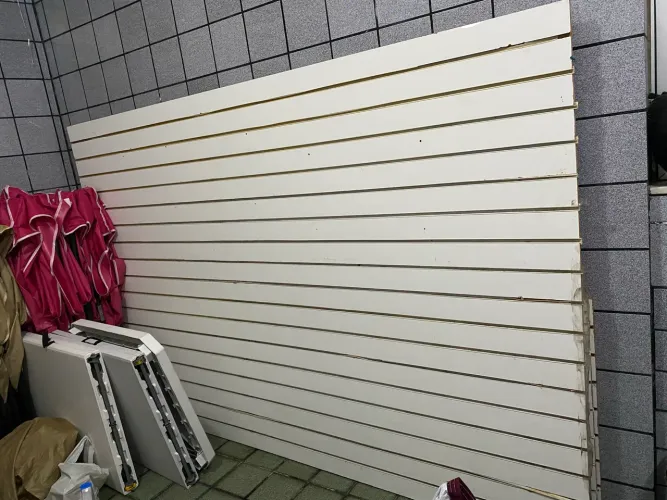 Prateleira painel canaletado 3 metros
