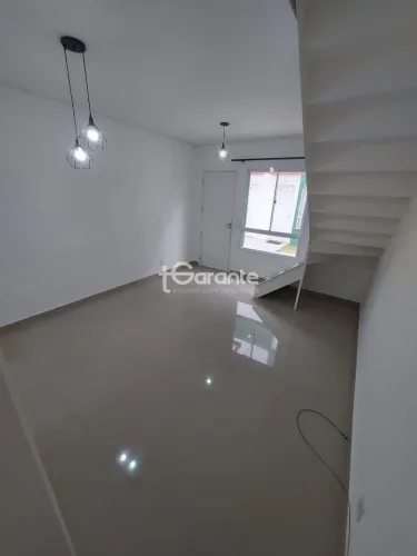 Casa em Condomínio em Vargem Grande Paulista