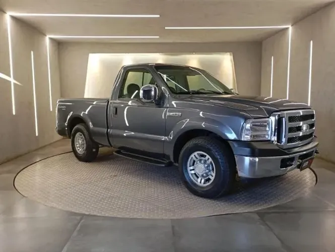 Ford F-250 XLT 3.9 4X2 CD TB Diesel 2008
