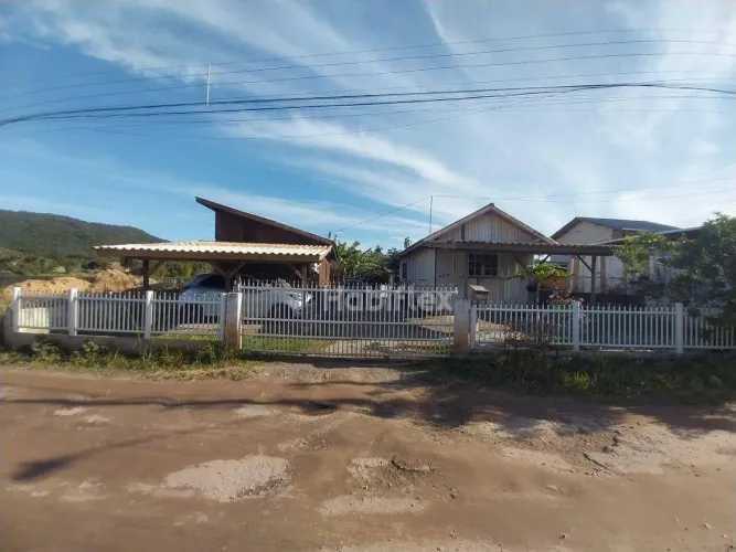 Terreno à venda, 360 m² - Rio Tavares - Florianópolis/SC