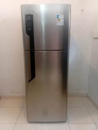 Geladeira Electrolux Frost Free com AutoSense 480L Efficient Duplex Inox Look (TF71S) 220