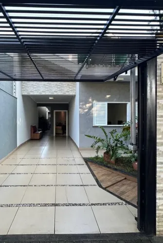 Sobrado com planejados no Jardim Alvorada 