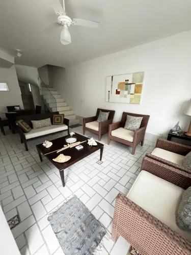 Locação de Casa em Condomínio Fechado na Praia de Maresias