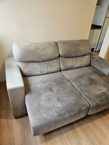 Sofá cinza 3 lugares retrátil suede