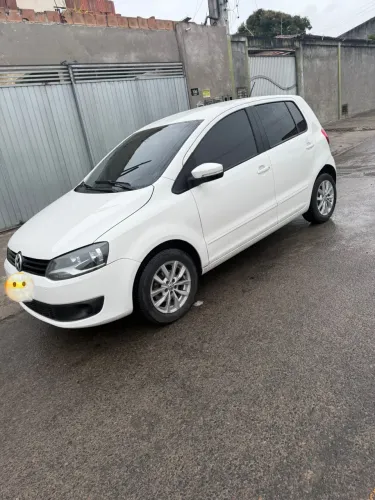Volkswagen Fox 1.0 MI Total Flex 8V 5P 2014