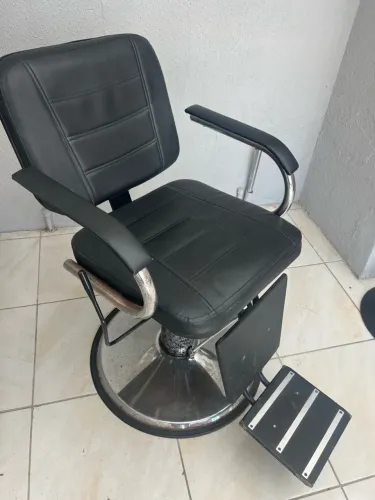 Cadeira de barbeiro reclinável