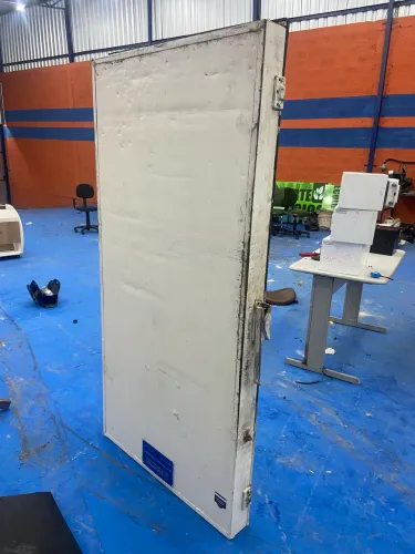 Porta para câmara fria