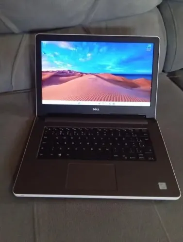 Notebook Dell Core i5/Com 4GB de RAM DDR4/SSD de 240GB/Windows 10/Funcionando Tudo !!