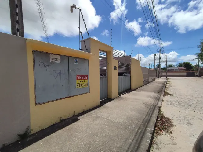 Casa com 2 quartos em Nova Esperança