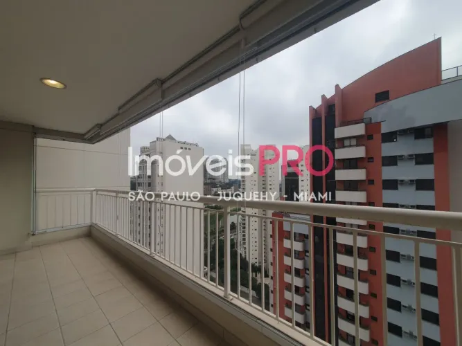 Apartamento na Região da Berrini com 1 suíte e 1 vaga