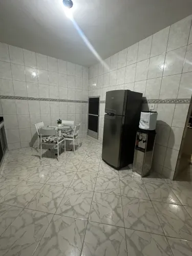 ALUGO CASA EM ARARUAMA - BAIRRO COQUEIRAL - R$2.200,00