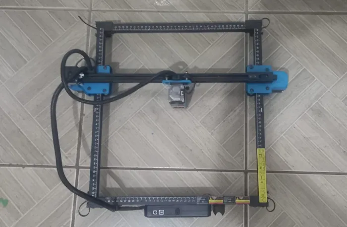 Máquina de corte a laser e gravação TTS-55