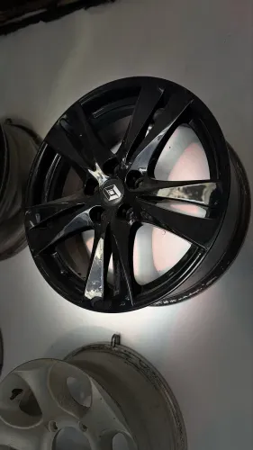 Aro 18 furação 5x114