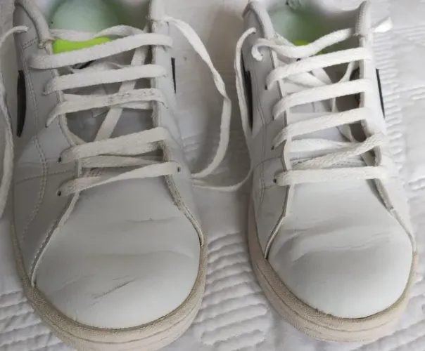 Tenis Nike branco de couro