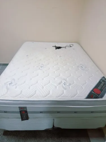 Cama king massageadora