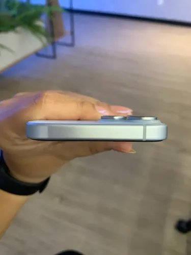 iPhone 15 / 128gb bateria 89%