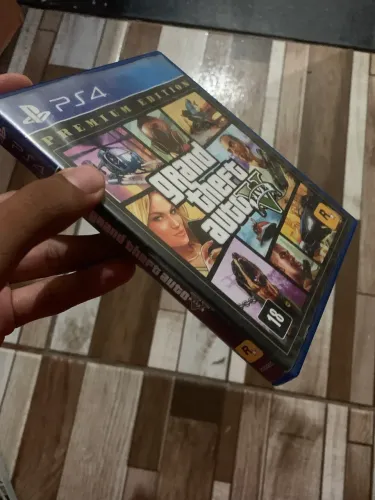 GTA 5 premium edition ps4