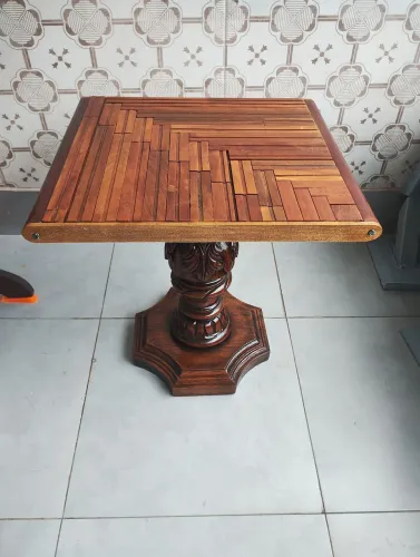 Mesa madeira