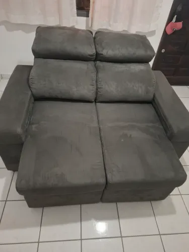 Vende -se SOFÁ RETRÁTIL 2 LUGARES ÓTIMO ESTADO
