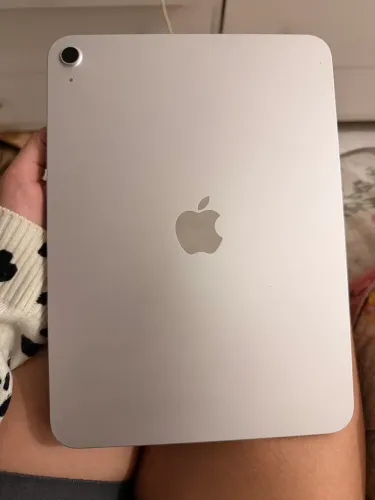iPad 11